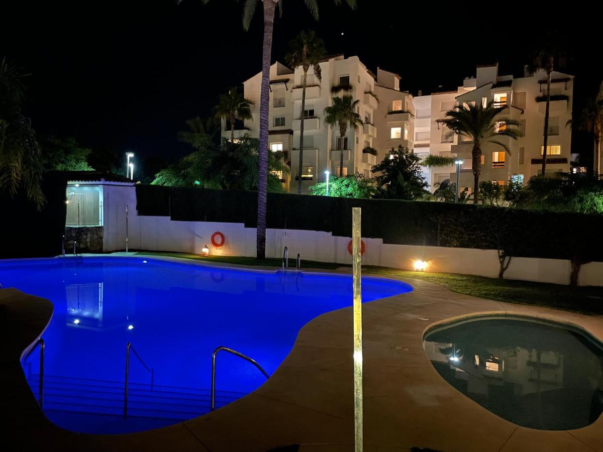 Apartament Beautiful Penthouse In A Perfect Location Estepona Zewnętrze zdjęcie