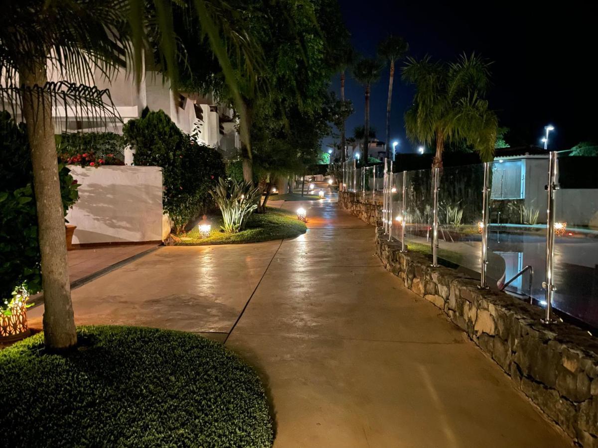 Apartament Beautiful Penthouse In A Perfect Location Estepona Zewnętrze zdjęcie