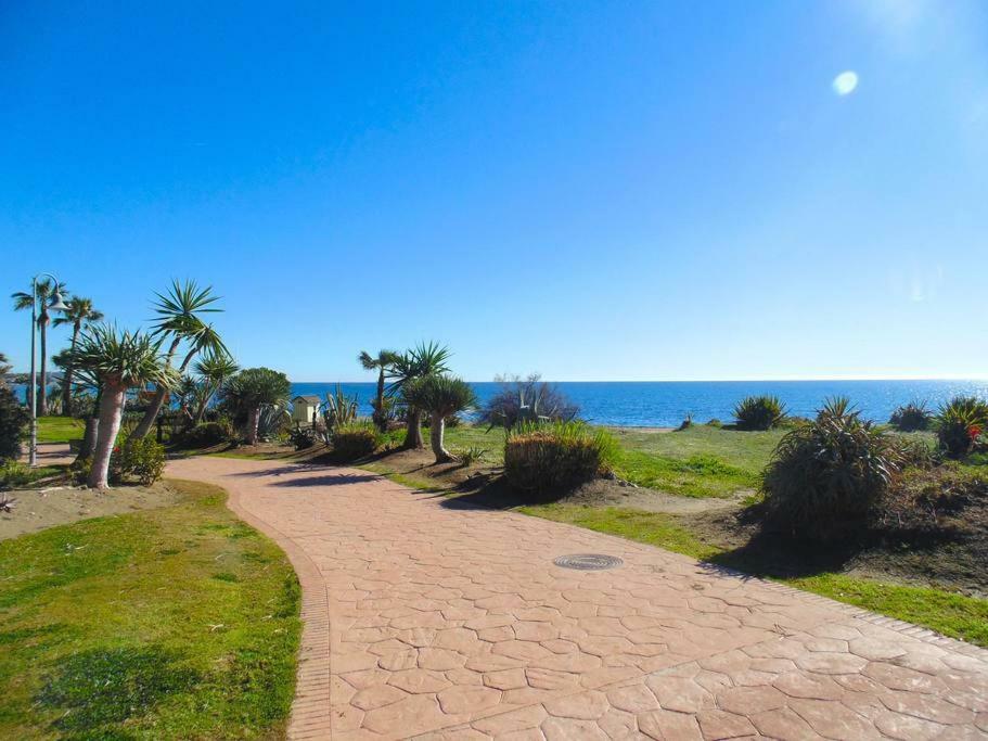 Apartament Beautiful Penthouse In A Perfect Location Estepona Zewnętrze zdjęcie